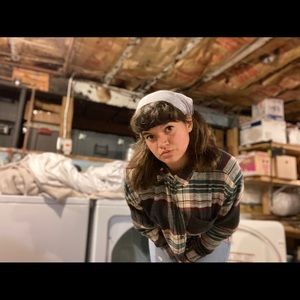 Meet your Posher, Thea